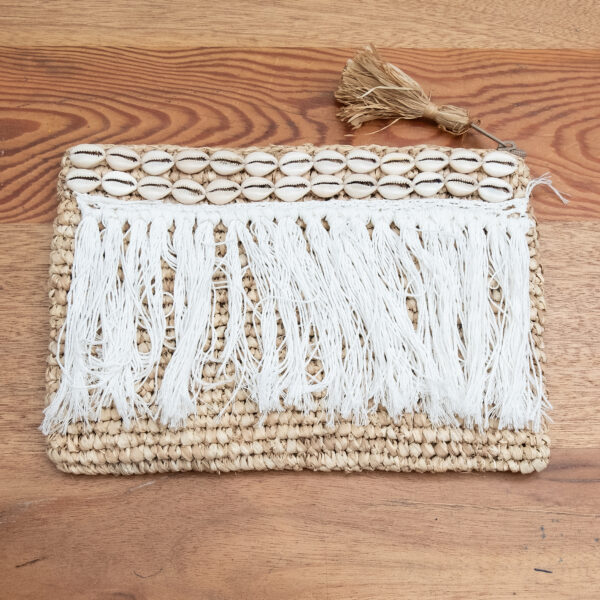 Wallet Rafia Shell and Tassel